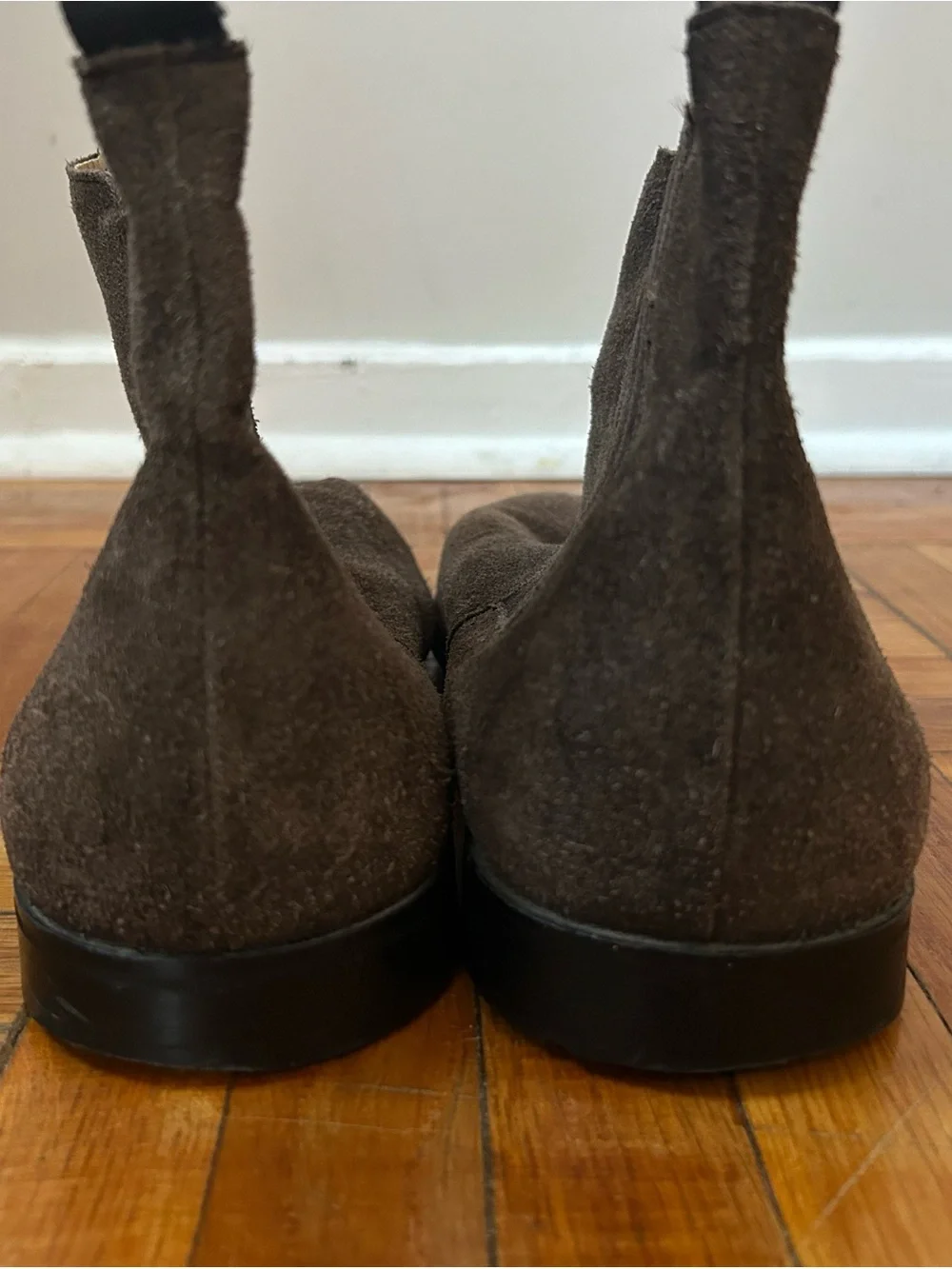 ASOS Men's Dark Brown Suede Chelsea Boot